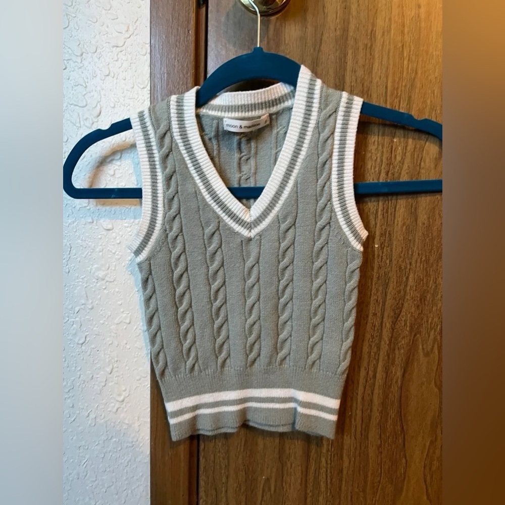 sage green cropped sweater vest